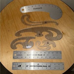 Alvin and Fairgate French Curved Ruler 7 Piece Set and Patternmaking Guide
